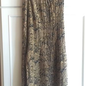 Chico’s animal print long skirt Black Brown slits
